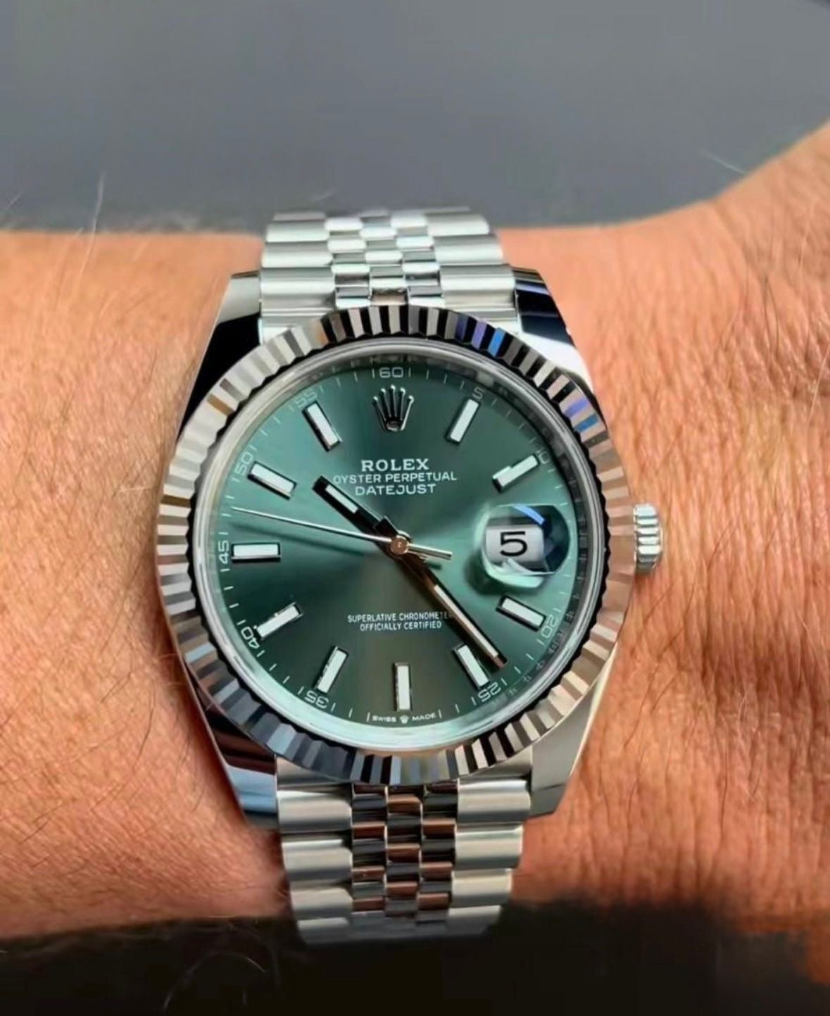 Datej verde