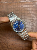 Royal blu